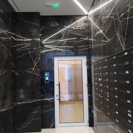 Adriana Apartman Zára